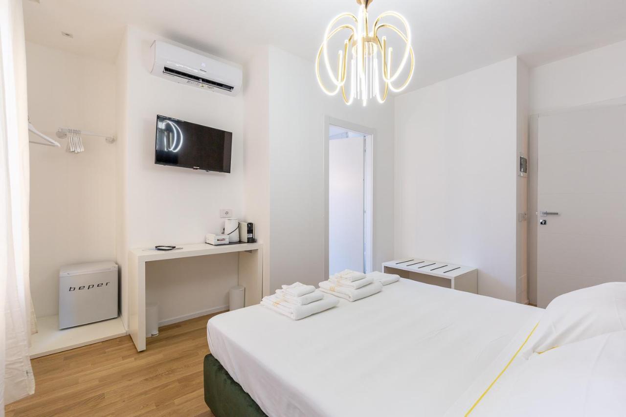 Almi Hotel Cagliari Ngoại thất bức ảnh