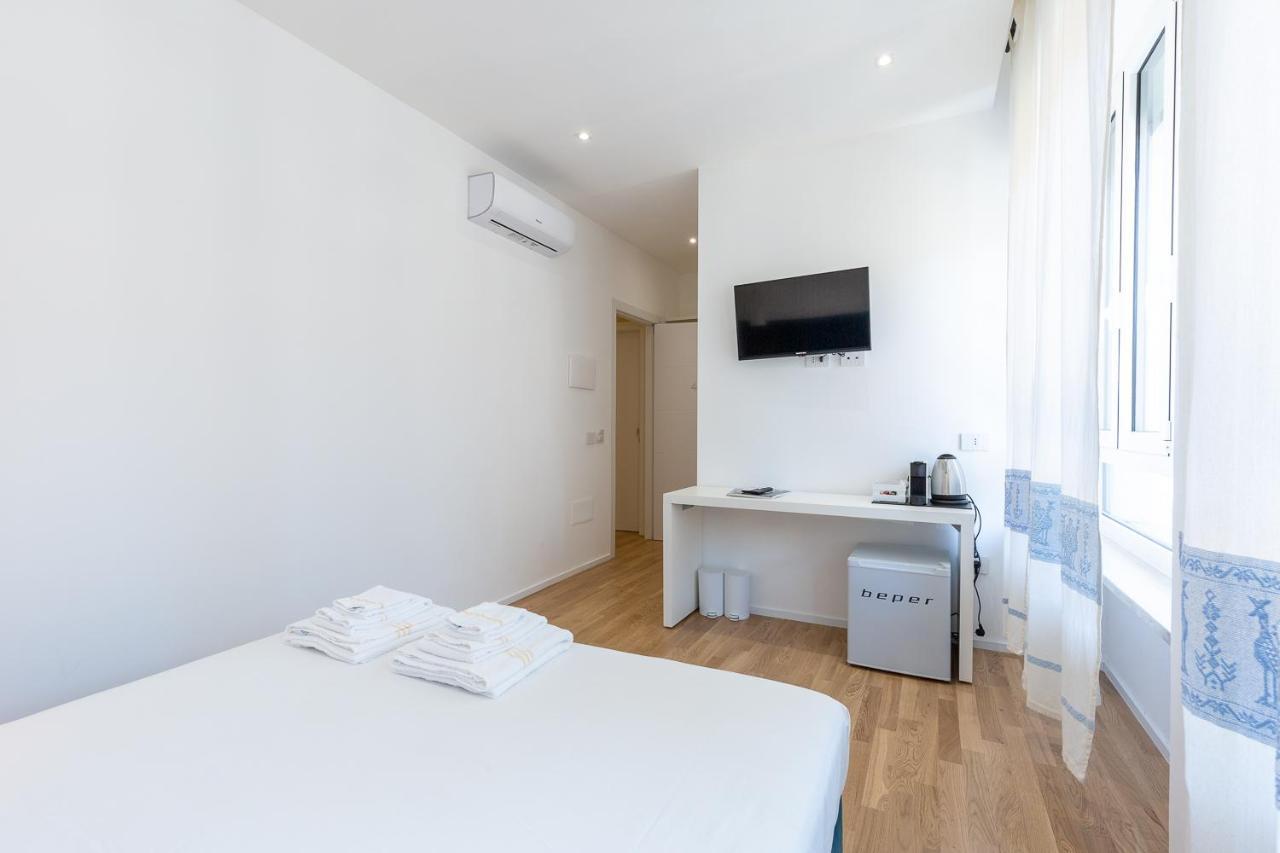 Almi Hotel Cagliari Ngoại thất bức ảnh