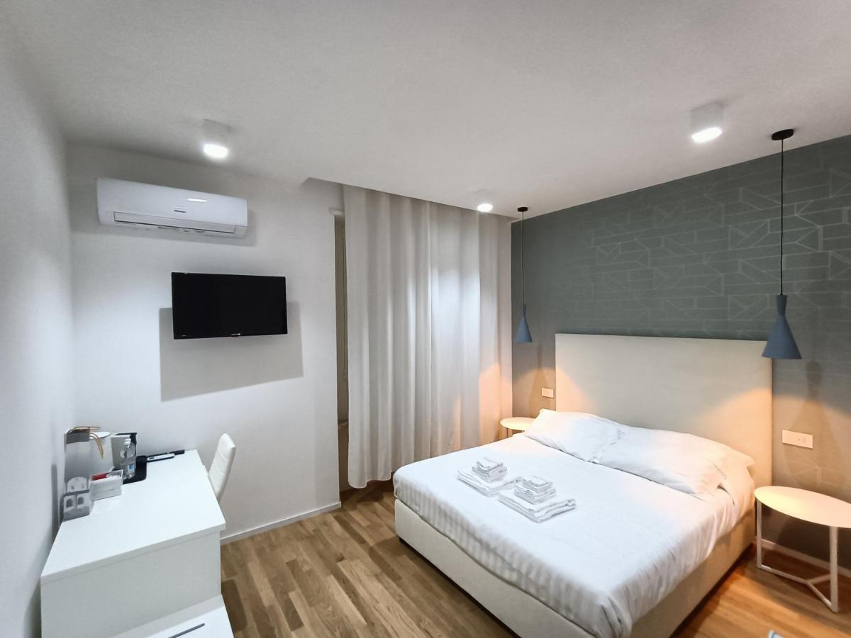 Almi Hotel Cagliari Ngoại thất bức ảnh